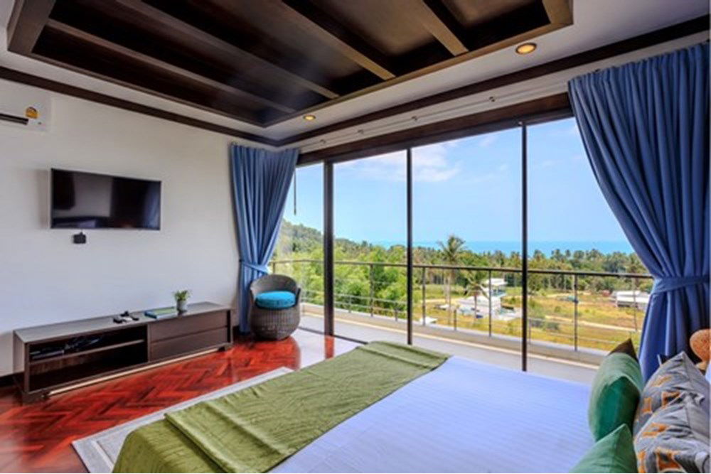 รูป [920121001-2919] Bang Por Bliss: 5 Bedroom Sea View Villa with Infinity Pool - รูปที่ 10/18
