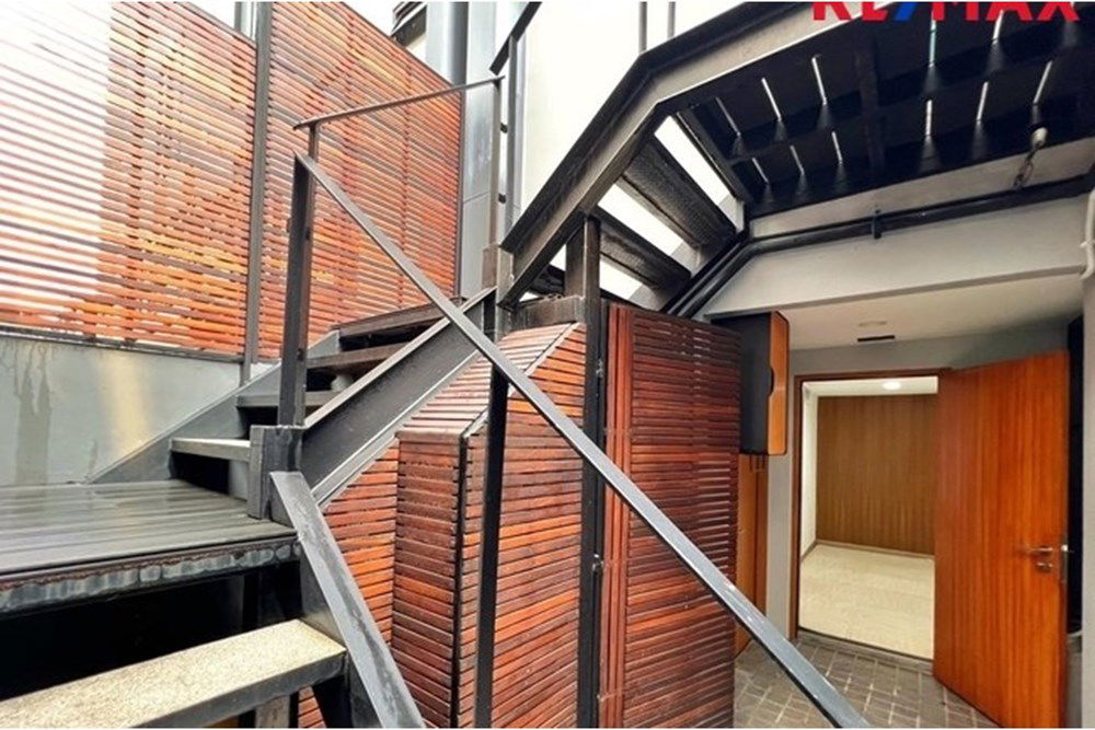 รูป [920091001-1046] ขาย โฮมออฟฟิศหรู 4 ชั้น THE FRONT ลาดพร้าว-รัชดา - รูปที่ 80/80