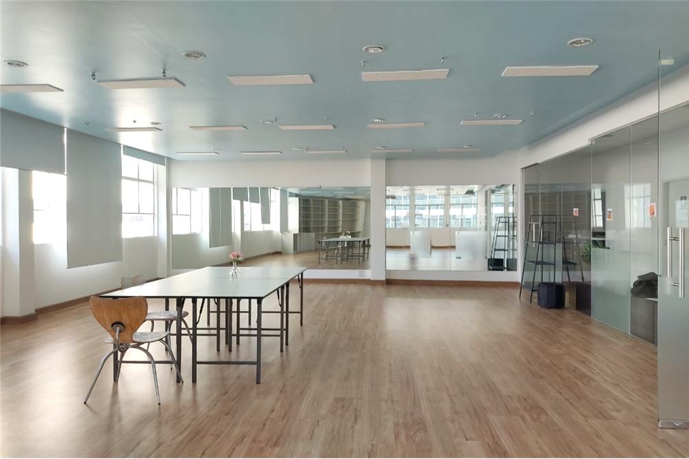 picture [920271003-766] Creative Office Space near BTS Chongnonsi - 2/11