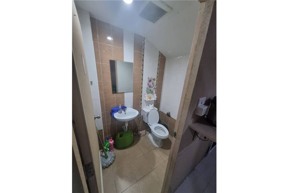 รูป [92001012-108] ขายอาคารพาณิชย์ เนื้อที่ 20.8ตรว. ต.บ้านสวน ชลบุรี - รูปที่ 26/28