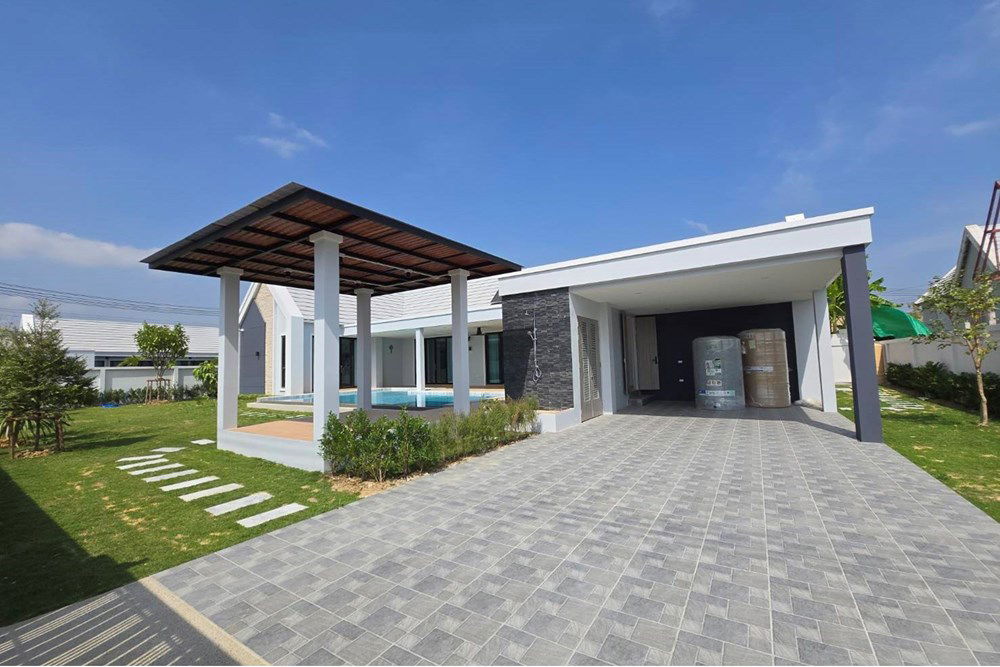 picture [920011003-113] Luxury 4-Bed Oasis with Scenic Views in Hua Hin - 19/46