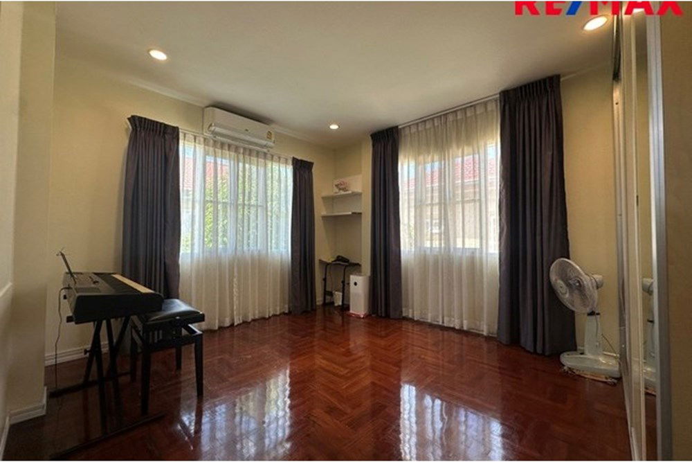 รูป [920091010-264] บ้านเดี่ยวรีโนเวท พร้อมอยู่ ใจกลางอ่อนนุช ใกล้สุขุมวิท 101/1 - รูปที่ 27/32