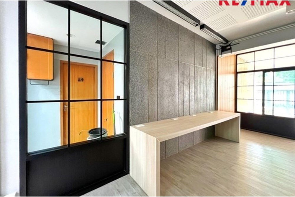 รูป [920091001-1046] ขาย โฮมออฟฟิศหรู 4 ชั้น THE FRONT ลาดพร้าว-รัชดา - รูปที่ 71/80