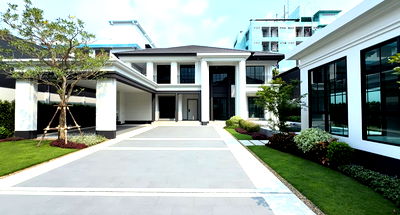 บ้านเดี่ยว สมุทรปราการ : 🌟Last Chance! เอลซ์ แบริ่ง 32 Private Villa พร้อมสระ–เรือนรับรอง หลังสุดท้าย 39.9 ล้าน*📞093-1681685 | 065-4496399💚 LINE: @wsrcondo