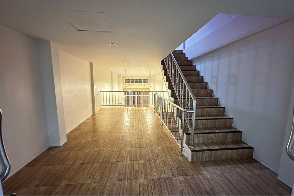 รูป [920621001-40] "ทาวน์เฮ้าส์ 3 ชั้นสุดคุ้มในเกาะพะงัน" - รูปที่ 13/20