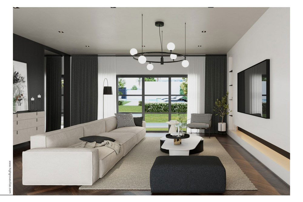 picture [920311028-292] Luxury British Executive Home - 4/33