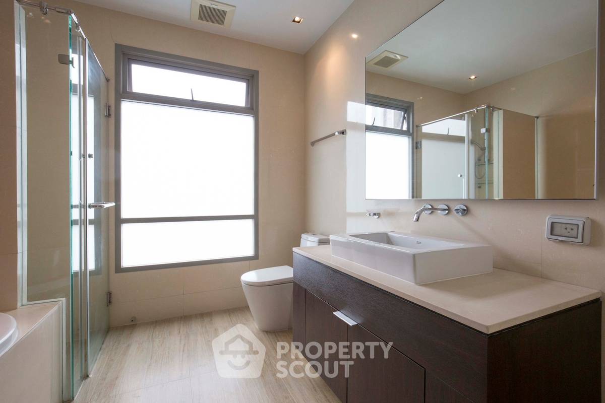 รูป คอนโด 3-ห้องนอน ที่ เดอะ เมดิสัน คอนโดมิเนียม ใกล้ BTS พร้อมพงษ์ (ID 2427801) - รูปที่ 9/9