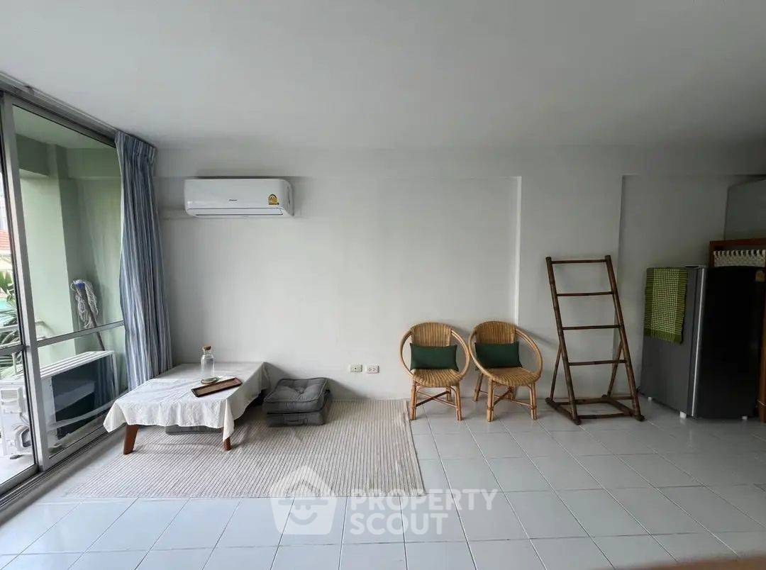 picture 1-BR Condo at Raintree Villa Sukhumvit 53 near BTS Thong Lor (ID 2052003) - 4/10