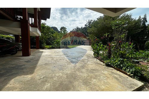 รูป [920281015-75] Traditional Thai house with pool - รูปที่ 31/37