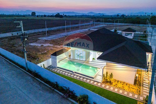 รูป [920011003-122] บ้านหรูปราณบุรี 164 ตร.ม. พร้อมสระและวิวเขา - รูปที่ 16/81