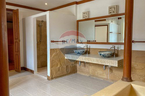 รูป [920071049-1137] house for rent BTS Phrompong sukhumvit 39 - รูปที่ 33/36