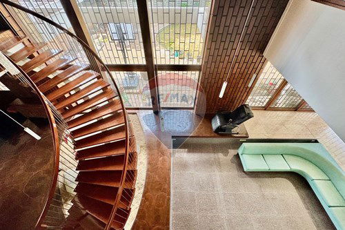 รูป [920071080-76] "สวรรค์สงบกลางกรุง: บ้านหรูพระโขนง" - รูปที่ 19/24