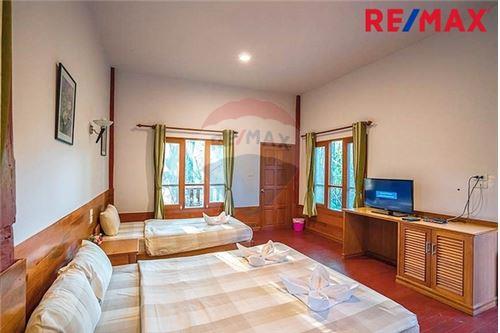 รูป [920091006-260] ขาย รีสอร์ท ริมแม่น้ำเพชรบุรี พร้อมสวนผลไม้ - รูปที่ 7/30