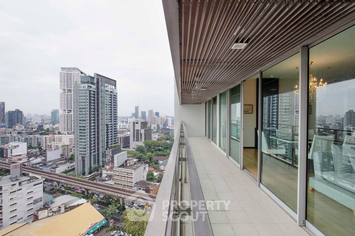 รูป คอนโด 3-ห้องนอน ที่ เดอะ เมดิสัน คอนโดมิเนียม ใกล้ BTS พร้อมพงษ์ (ID 2427801) - รูปที่ 8/9