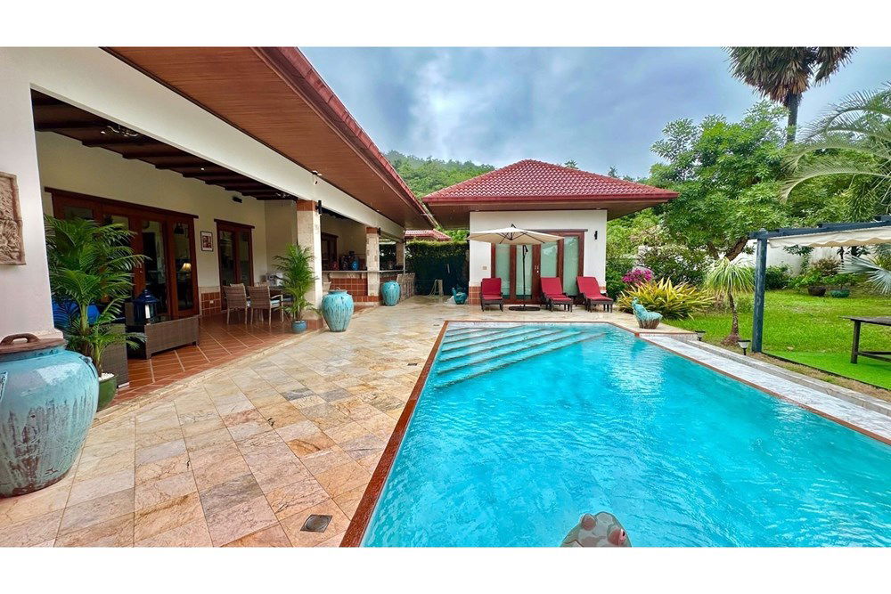 รูป [920011003-108] บ้านหรูหรา 5 ห้องนอนพร้อมสระว่ายน้ำส่วนตัว - รูปที่ 24/46