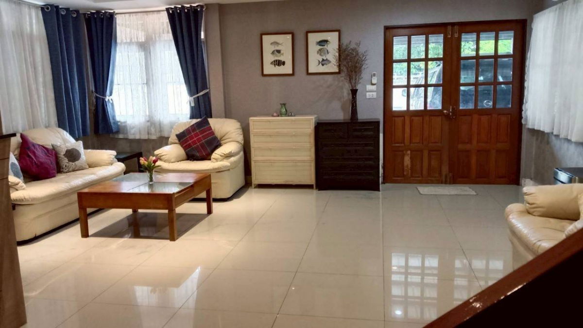 รูป ⚡ ให้เช่า บ้านเดี่ยว 2 ชั้น ซอย ลาดพร้าว 42 ใกล้ BTS ขนาด 70 ตร.ว. ⚡ - รูปที่ 4/20