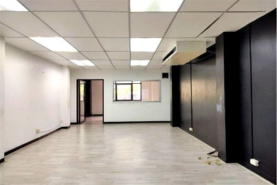 เช่าบ้านเดี่ยว อาคารรัจนาการ : [920271003-567] Office Space near BTS Chongnonsi & Saint Louis