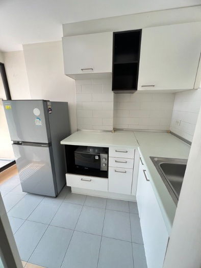 รูป 💥💥ให้เช่า Lumpini Place Pinklao2 ขนาด 35 ตร.ม.ชั้น 15แต่งครบ ใกล้เซ็นทรัลปิ่นเกล้า สนใจ LINE: @atfirm💥💥 - รูปที่ 7/12