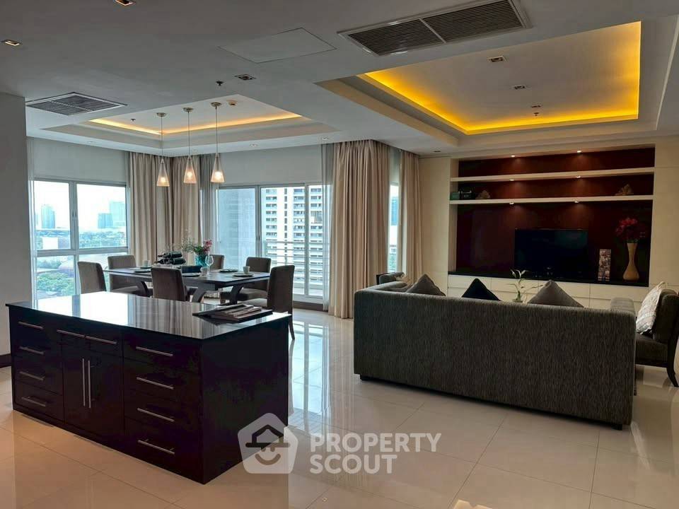 รูป คอนโด 3-ห้องนอน ที่ รอยัล เรสซิเดนท์ พาร์ค ใกล้ BTS เพลินจิต (ID 2427719) - รูปที่ 2/13