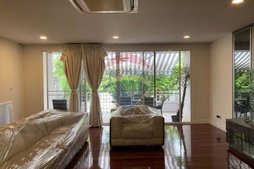รูป [920071049-1153] ♂️ Phrom Phong Townhouse for Rent: 4+1 Beds, Pool, Gym, 2 Car Park! - รูปที่ 3/40
