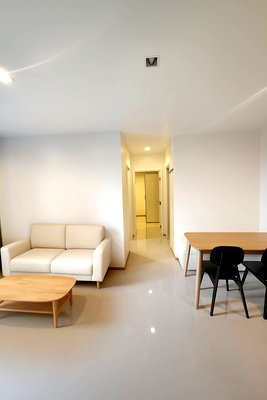 Condos for rent : For rent 🌳🌳 CHAMBERS CHER 55sqm 2 bed 2 bathrooms 3floor   