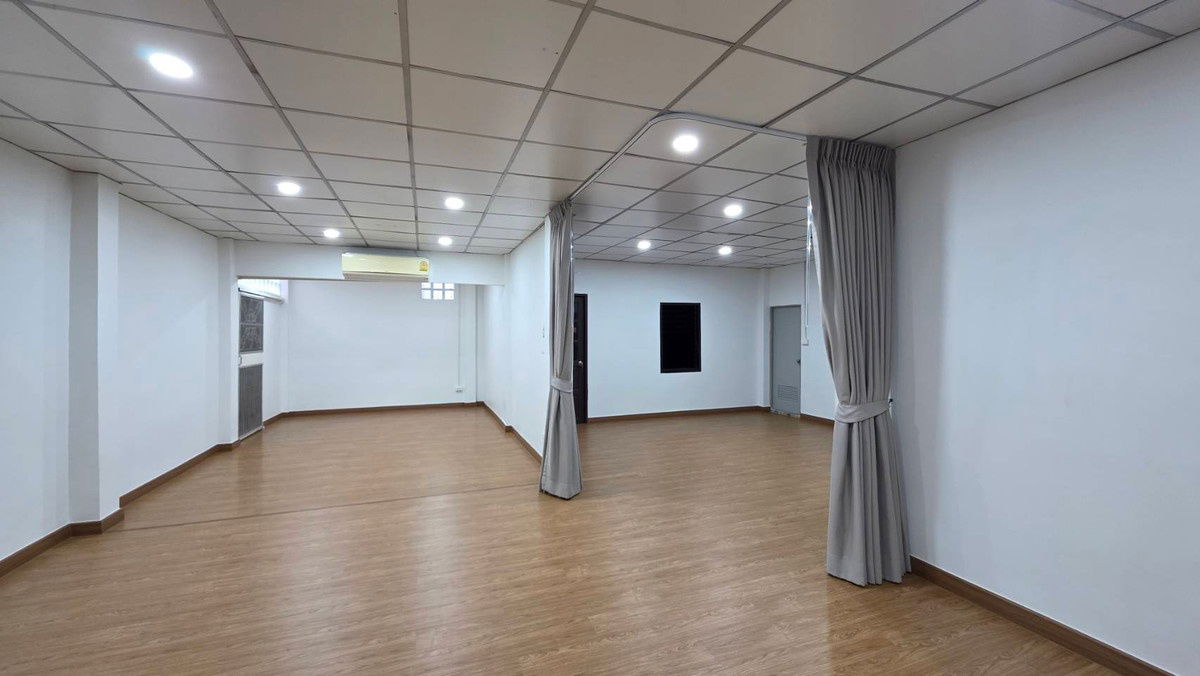 รูป WS5612 [เช่า] บ้านเดี่ยว 2 ชั้น ย่านลาดพร้าว 💰 ค่าเช่า 38,000 บาท/เดือน 🚆 สถานีลาดพร้าว 71 - รูปที่ 10/33