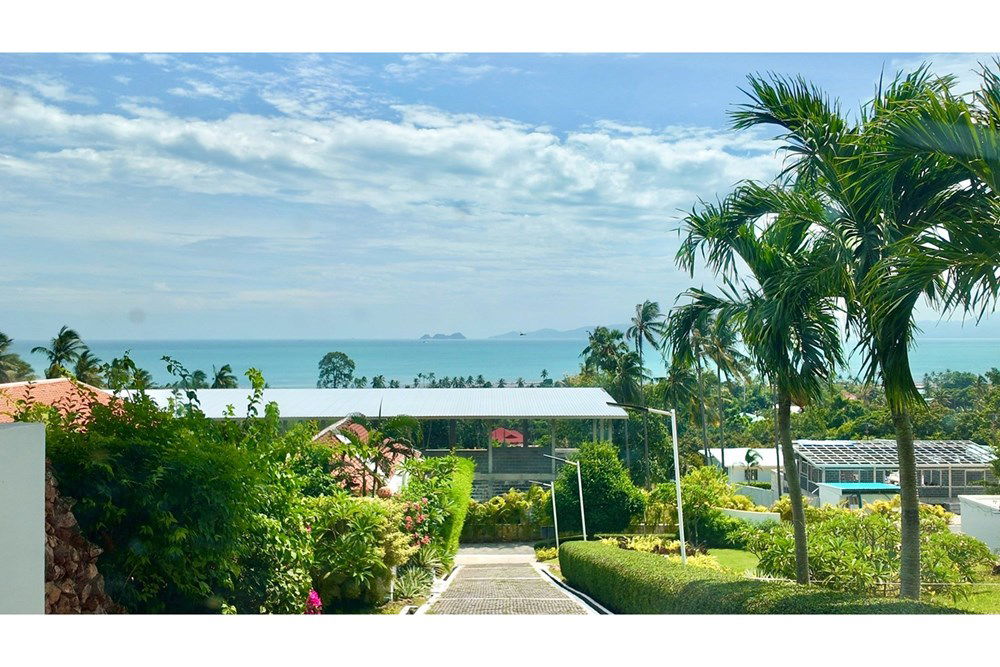 รูป [920121063-87] Be on Bang Po beach in 4 minutes!!  2 Bed Villa with Part Sea View - รูปที่ 2/19