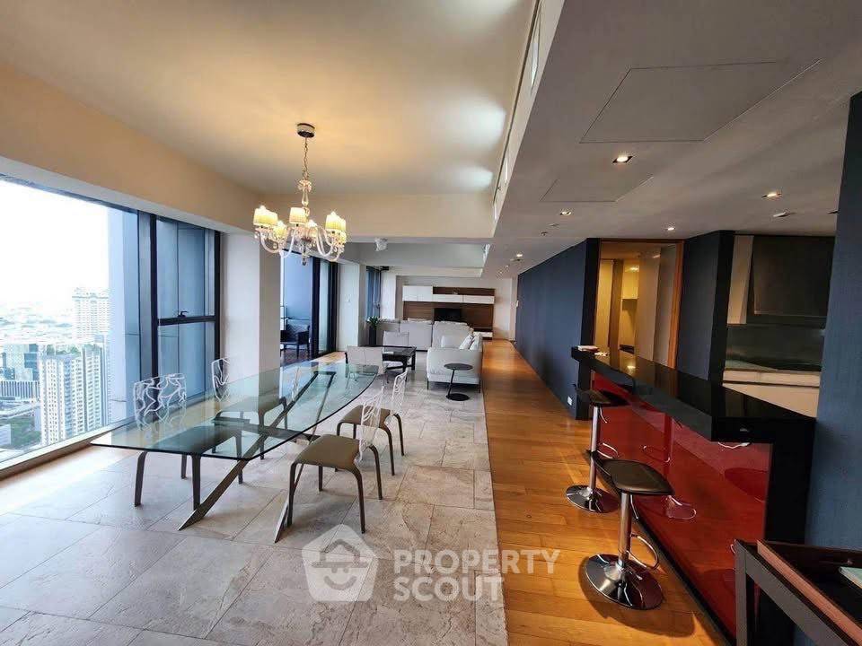 picture 4-BR Condo at The Met Sathorn near BTS Chong Nonsi (ID 2428716) - 3/9