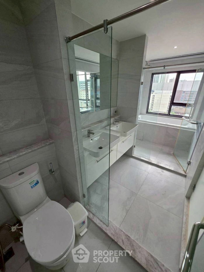 picture 2-BR Condo at Rhythm Ekkamai near BTS Ekkamai (ID 2429824) - 5/13