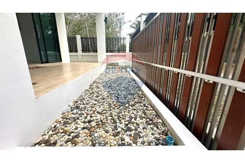 รูป [920281015-24] Pool villa in Ao nang for sale - รูปที่ 23/35