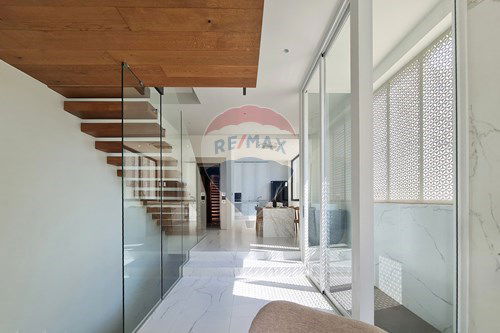 รูป [920071054-512] ทาวน์โฮมใจกลางเมือง เอกมัย พร้อมลิฟต์ส่วนตัว - รูปที่ 4/20