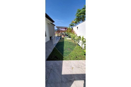 รูป [920011003-102] หรูหราและเงียบสงบในชะอำ: 396 ตรม. 3นอน 4น้ำ - รูปที่ 21/23