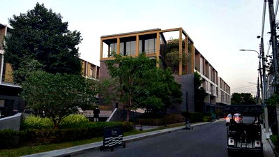 Townhouses for rent Nonthaburi : Rent Nue Cove North Ratchapruek near Lotus Ratchaphruek