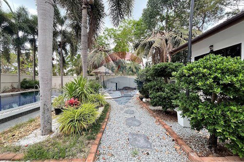 picture [920471017-341] 2 privately owned houses for rent in Huai Yai - 19/34