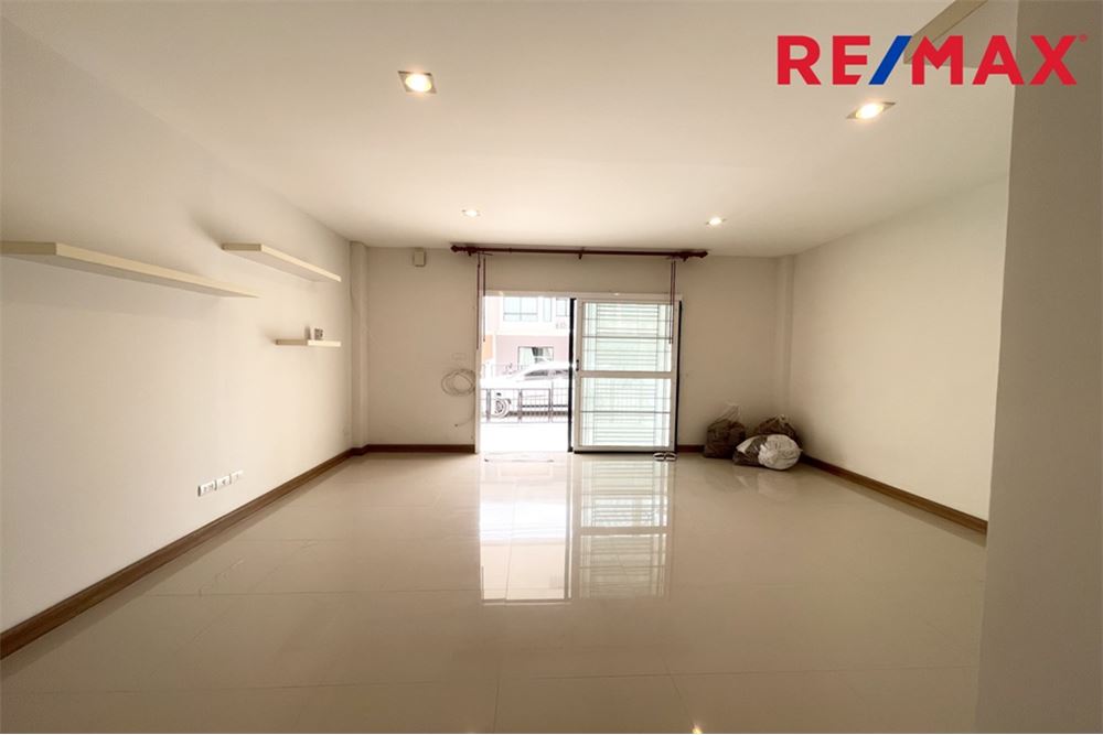 รูป [920091015-113] ขายทาวน์โฮมทุ่งครุ หมู่บ้านคาซ่าซิตี้ประชาอุทิศ90 - รูปที่ 10/20