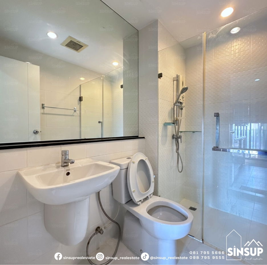 รูป ⭐️ ให้เช่า 𝐓𝐡𝐞 𝐓𝐫𝐞𝐞 𝐈𝐧𝐭𝐞𝐫𝐜𝐡𝐚𝐧𝐠𝐞 ชั้นสูง วิวดี พร้อมเฟอร์นิเจอร์ และเครื่องใช้ไฟฟ้า ประตู Digital Door Lock - รูปที่ 7/7