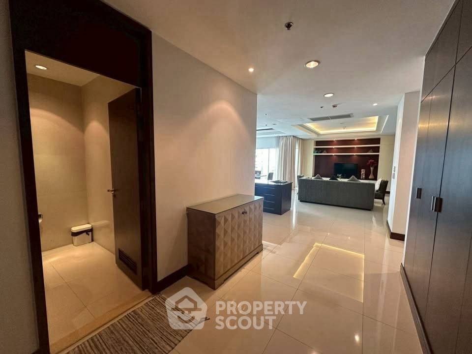 รูป คอนโด 3-ห้องนอน ที่ รอยัล เรสซิเดนท์ พาร์ค ใกล้ BTS เพลินจิต (ID 2427719) - รูปที่ 10/13