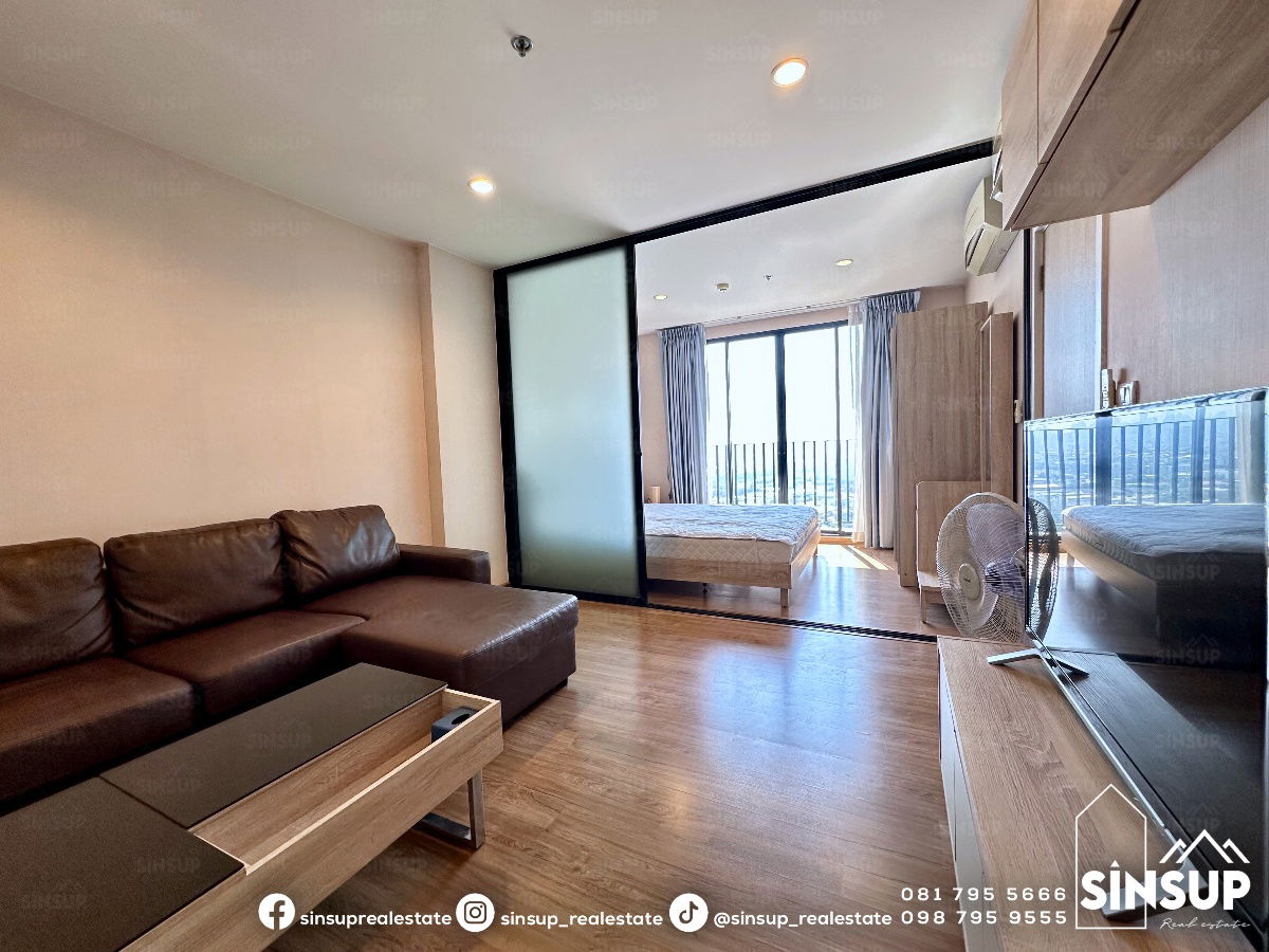 รูป ⭐️ ให้เช่า 𝐓𝐡𝐞 𝐓𝐫𝐞𝐞 𝐈𝐧𝐭𝐞𝐫𝐜𝐡𝐚𝐧𝐠𝐞 ชั้นสูง วิวดี พร้อมเฟอร์นิเจอร์ และเครื่องใช้ไฟฟ้า ประตู Digital Door Lock - รูปที่ 1/7