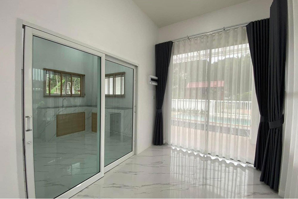 รูป [920281015-50] House with pool - รูปที่ 2/16