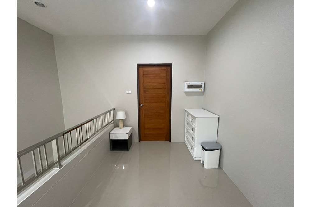 รูป [920281015-35] Townhome for sale in saithai - รูปที่ 21/29