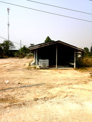 ที่ดิน นิคมซีพี ระยอง (ซีพีพีซี) : ขายด่วนครับบ้านพร้อมที่ดิน ขนาด 1 ไร่  34 ตรว.