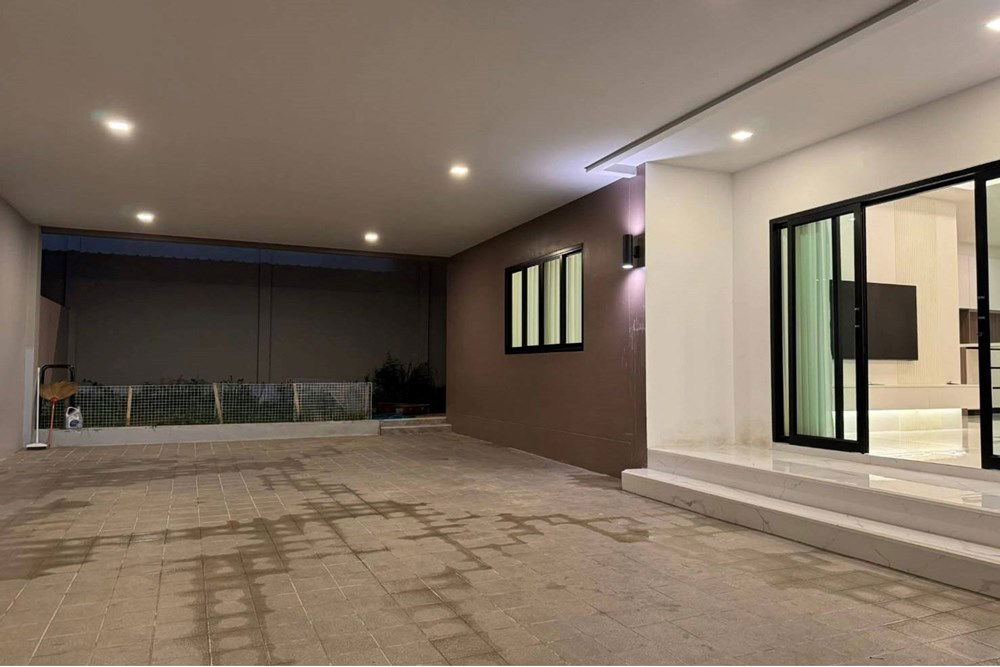 รูป [920471004-999] พูลวิลล่าสุดหรูให้เช่าในหมู่บ้านโชคชัย 9 - รูปที่ 9/15