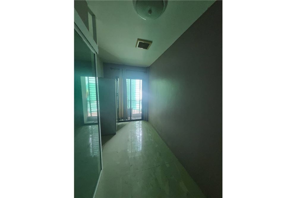 รูป [92001012-108] ขายอาคารพาณิชย์ เนื้อที่ 20.8ตรว. ต.บ้านสวน ชลบุรี - รูปที่ 11/28