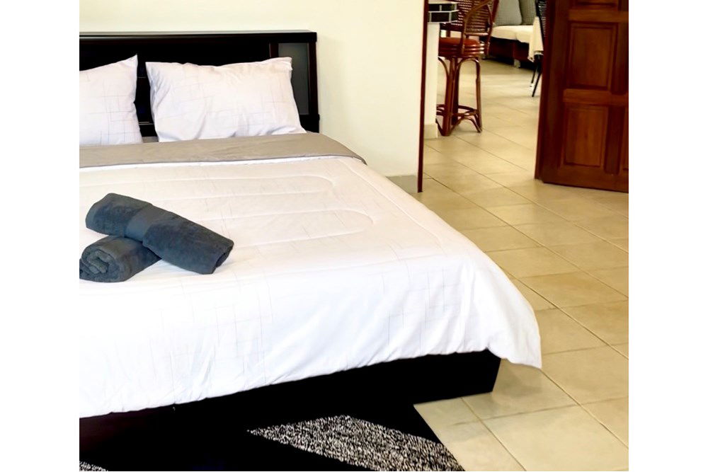 picture [920121063-130] Beautiful 4 Bedroom, 4 Bathroom Private Pool Villa - 30/30