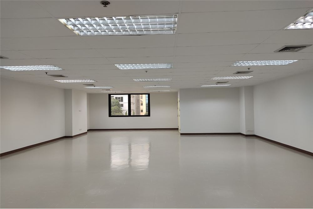 รูป [920271003-569] Office Space near BTS Surasak - รูปที่ 7/15