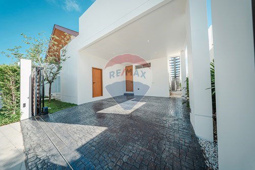 รูป [920081021-116] The Ozone Campus Villa, UWC Thailand,Bluetree,Laguna - รูปที่ 20/52