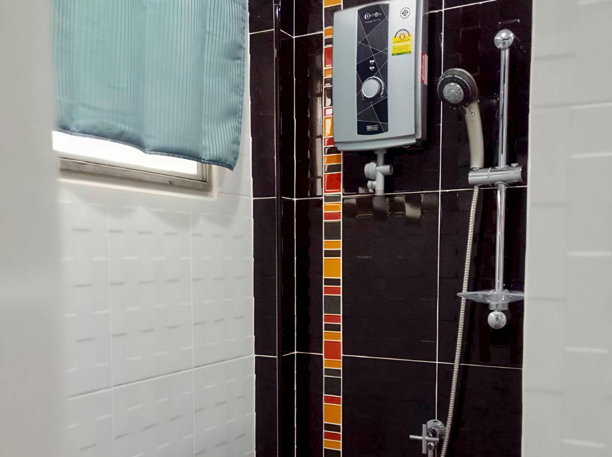 รูป ⚡ ให้เช่า บ้านเดี่ยว 2 ชั้น ซอย ลาดพร้าว 42 ใกล้ BTS ขนาด 70 ตร.ว. ⚡ - รูปที่ 18/20