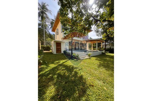 picture [920621004-100] Luxury 2-Story Mountain View Villa with Private Pool - 1/15