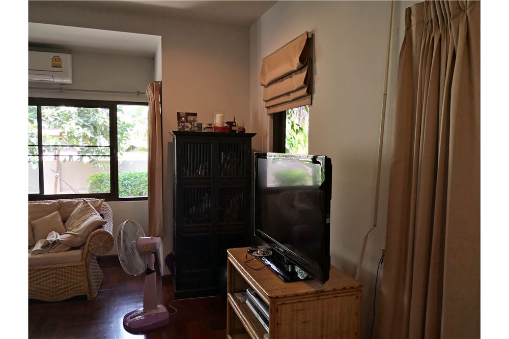 รูป [920121057-6] 2 Villas together for an amazing price of 9.5 million THB - รูปที่ 26/28