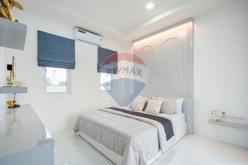 รูป [920011003-122] บ้านหรูปราณบุรี 164 ตร.ม. พร้อมสระและวิวเขา - รูปที่ 52/81